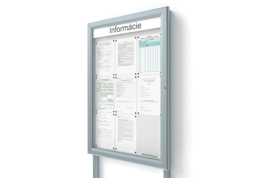 Kültéri információs vitrin 9xA4 SIDE60 táblával és oszlopokkal