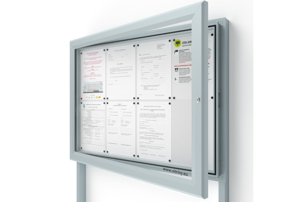 Kültéri információs vitrin 8xA4 SIDE60 oszlopokkal