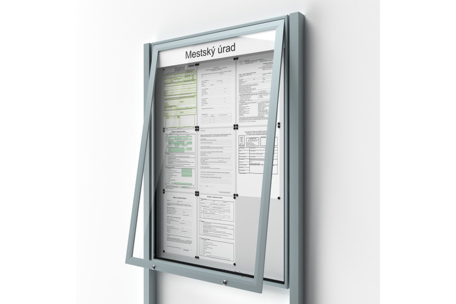 Zárható információs vitrin 9xA4 UP50 táblával és oszlopokkal