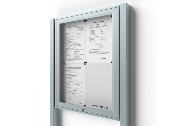 Zárható információs vitrin 4xA4 oszlopokkal