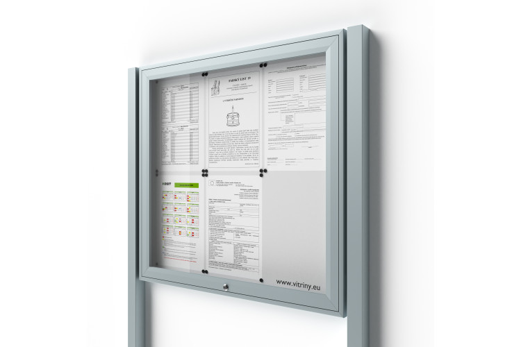 Zárható információs vitrin 6xA4 oszlopokkal