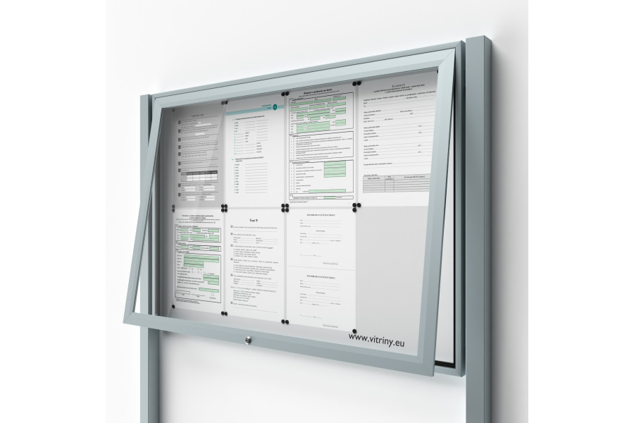 Zárható információs vitrin 8xA4 oszlopokkal
