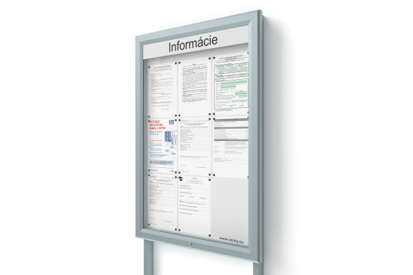 Kültéri információs vitrin 9xA4 UP60 táblával és oszlopokkal