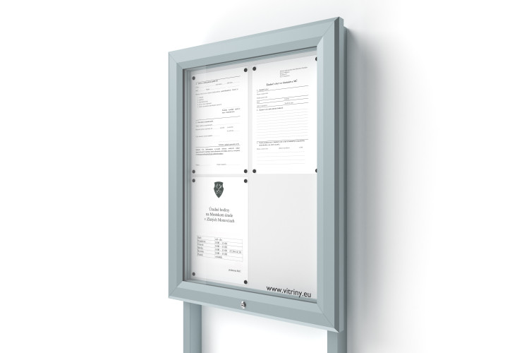 Kültéri információs vitrin V-UP60-4-N oszlopokkal