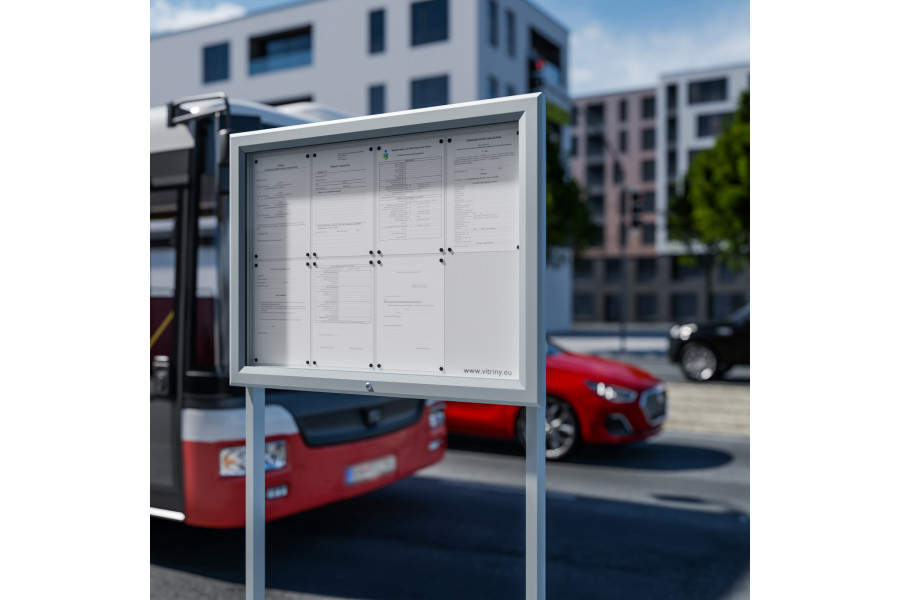 Kültéri információs vitrin V-UP60-9