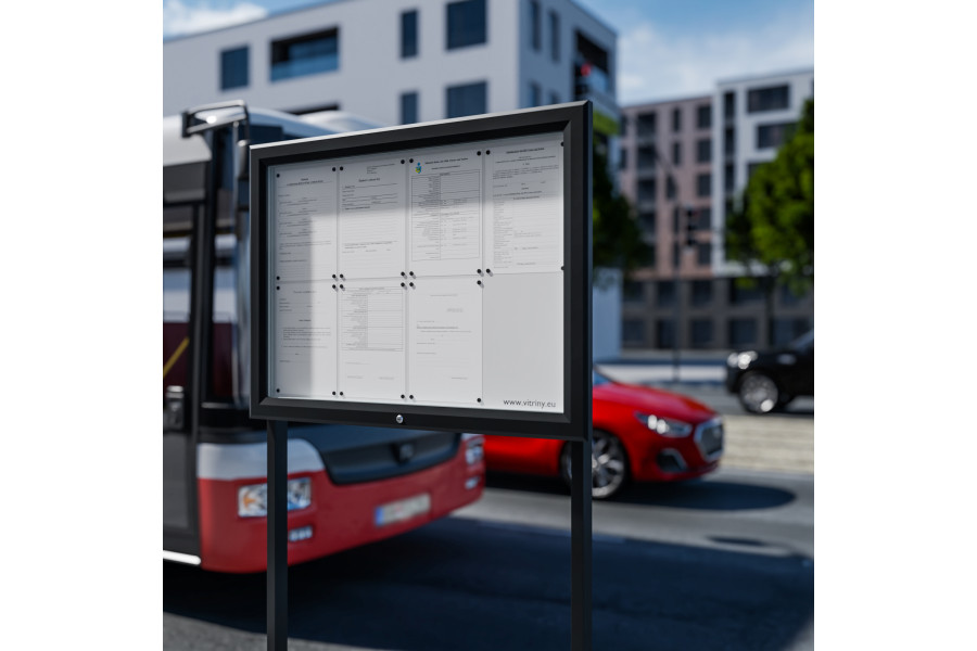 Kültéri információs vitrin V-UP60-6-ral