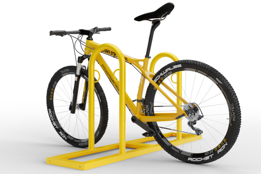 U alakú kerékpártámasz talpkereten, 4 férőhelyes, színes