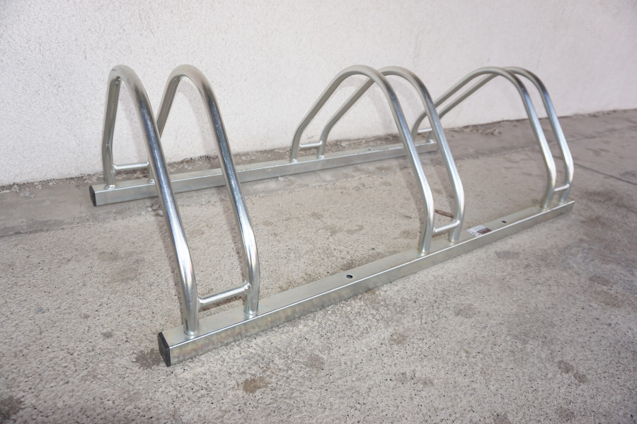 Kétoldalas kerékpártartó 8 db VARIO 8 személyes OLD, horganyzott